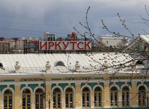 На вокзале Иркутск-Пассажирский готовятся снести павильон пригородных касс. Фото с места