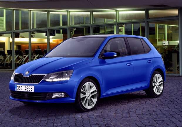 Skoda Fabia 2015 прошла краш-тест на пятерочку видео, хэтчбек, fabia, skoda, авто