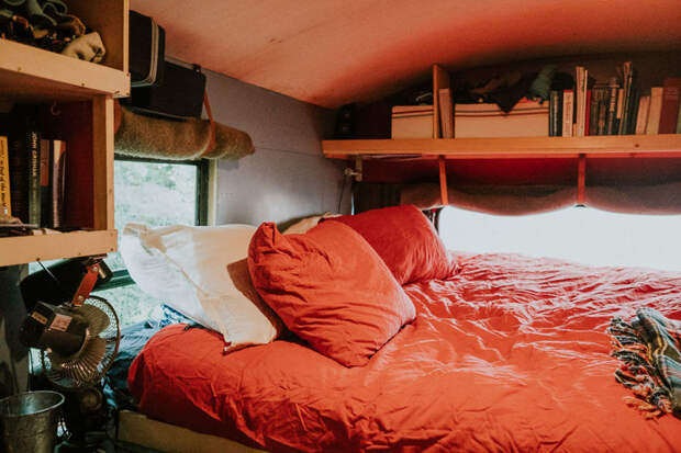 Спальня супругов автобус, дом, европа, идея, мир, путешествие, семья, хостел