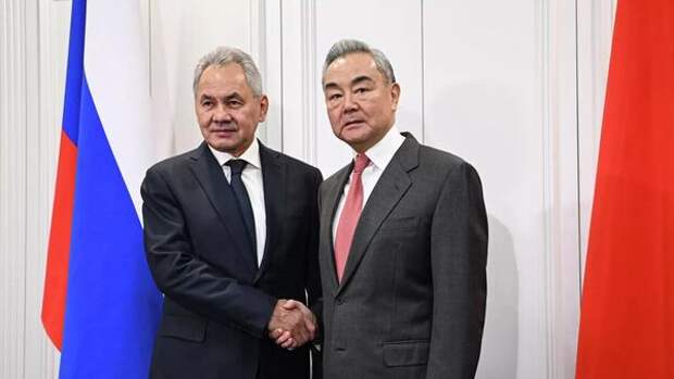 Шойгу заявил, что Западу не удастся внести разлад между Россией и Китаем. Главное к этому часу