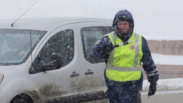 Сильный снегопад стал причиной массового ДТП в Ульяновске