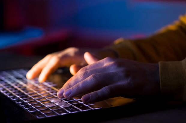 Guardian: ежегодно около 300 млн детей подвергаются домогательствам в интернете