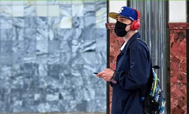 Замоскворецкая линия стала одним из лидеров по количеству проданных масок в метро Фото с сайта mos.ru