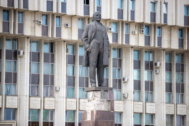 Киреевский район получит почти 1,5 млн рублей на установку памятников