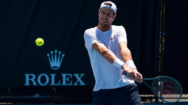 Хачанов вышел во второй круг Australian Open