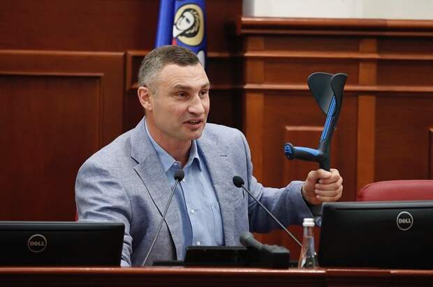 Киев на грани катастрофы: Кличко бьёт тревогу — Financial Times (ФОТО)