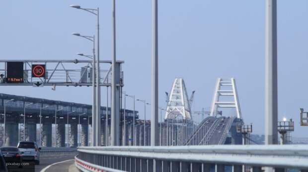 Эксперт объяснил, как Крымский мост избавит полуостров от водной блокады