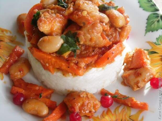 Курица с бобами