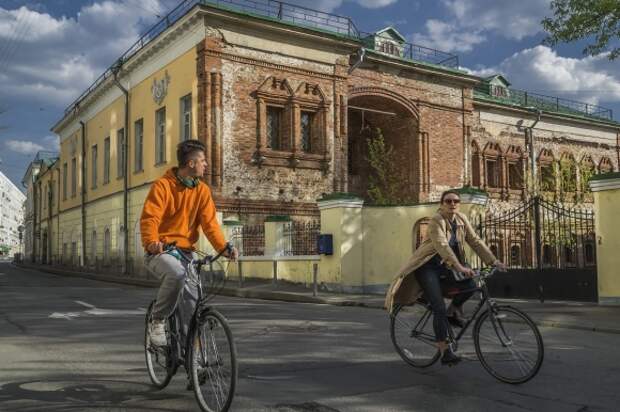 Памятники
