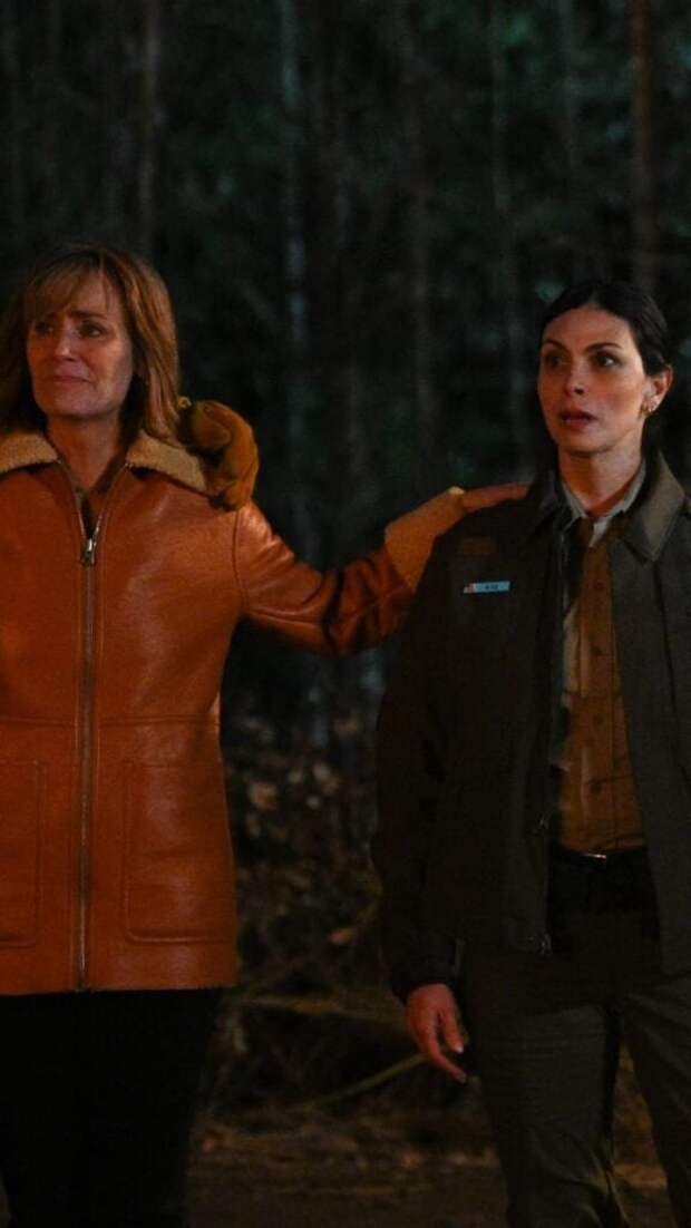 Morena Baccarin - Burning - Sheriff Country