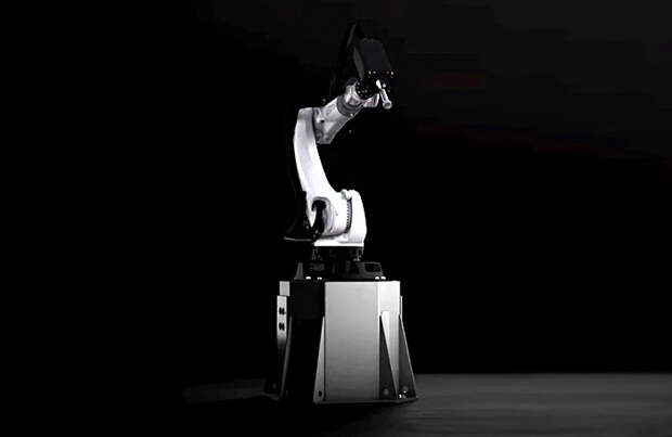 В Америке показали работу робота-скульптора