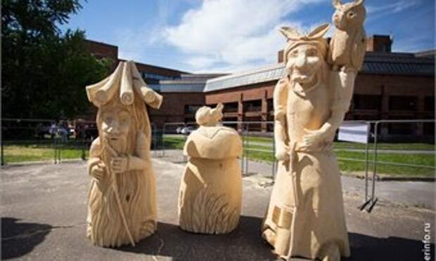 На череповецкий фестиваль деревянных скульптур заявилось десять команд