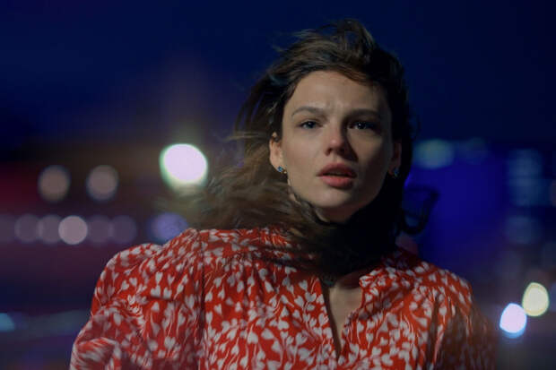 Сериал «Под одним дождем», 2026 год: что известно о новой турецкой мелодраме