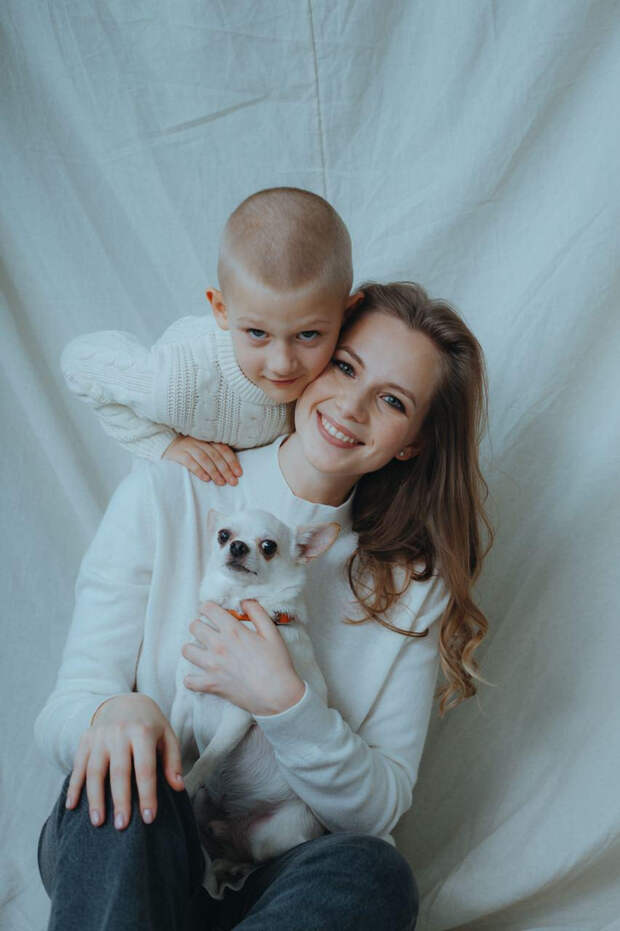 Алла с сыном Димой. Фото: @photonaschastie