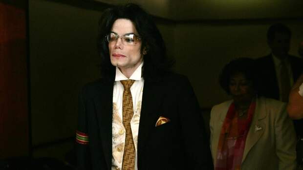 «Он не мог этого сделать сам»: Майкл Джексон мог быть биологическим отцом сына Марлона Брандо