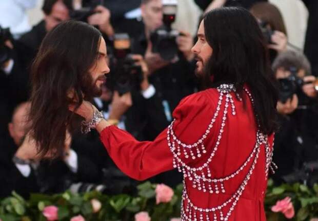 Такое увидеть можно только на Met Gala 2019: самые неординарные образы, в которых блистали звезды