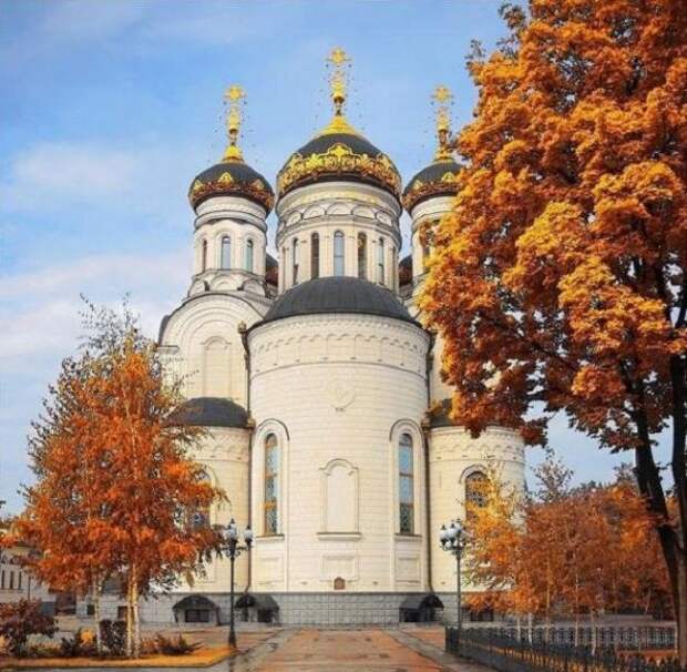 Собор в горловке на улице гагарина фото