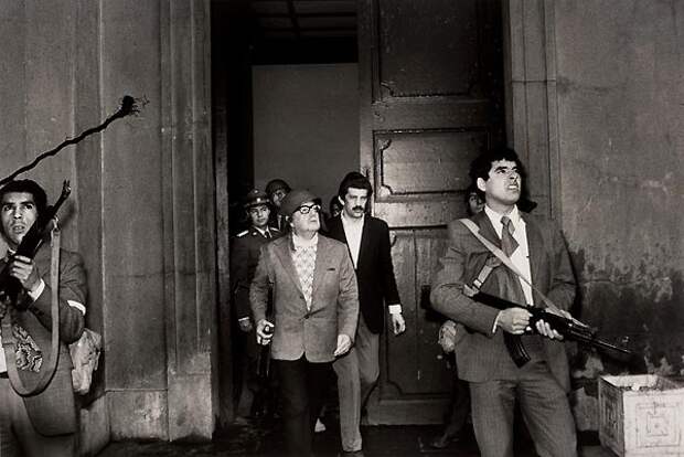 Salvador_Allende_1973