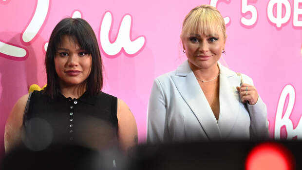 «Соседи по постели»: Дана Борисова рассказала о личной жизни дочери