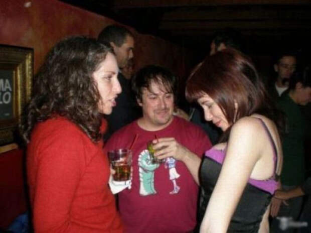 Ну что, куда пялимся, мужики? Ну что, куда пялимся, мужики?