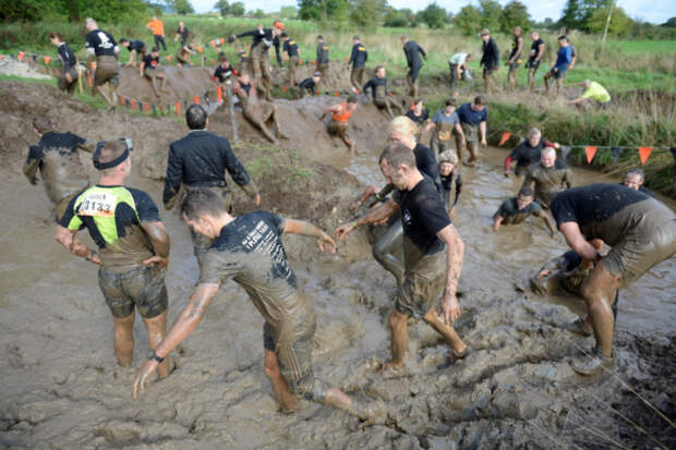 Суровые соревнования на выносливость Tough Mudder