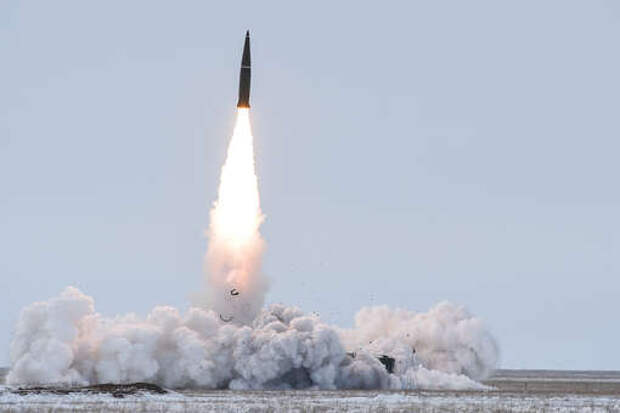 Guardian: в феврале Россия увеличила число ракетных ударов по Украине на 113%