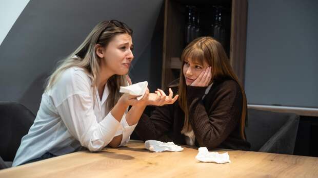 5 признаков, что вас используют как эмоциональную батарейку