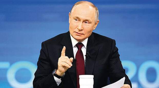 Путин заявил, что МРОТ в России будет привязан к медианной зарплате