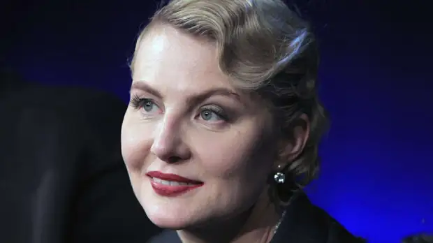 Рената Литвинова не приедет на гастроли в Петербург