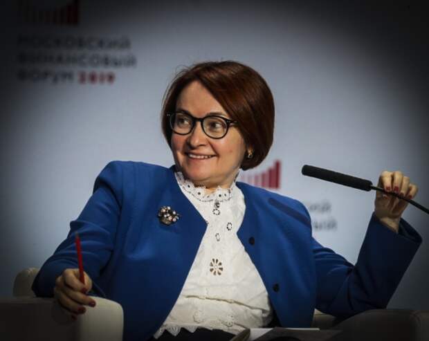 В последнее время наша страна сместила акцент с Запада на Восток, а официальная пропаганда упорно распространяет эту идею.-2