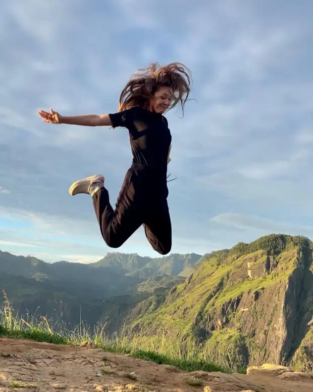 «Электричество выключают на 10-13 часов в сутки»: как сегодня живут люди на Шри-Ланке