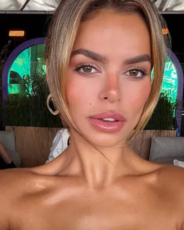 Брукс Надер