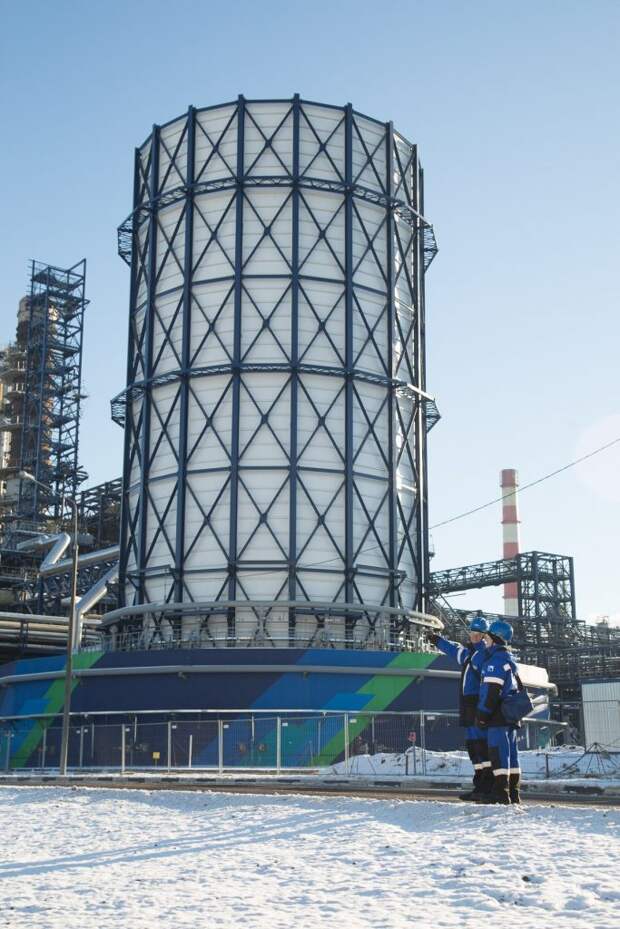 Московский НПЗ внедряет современную технологию утилизации газов. Фото: Пресс-служба МНПЗ