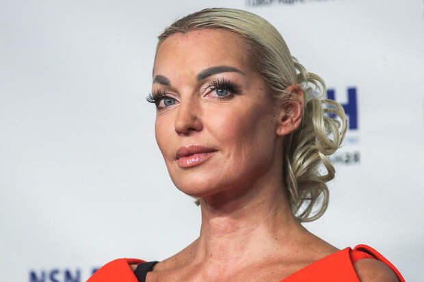 Балерина Волочкова перестала пускать в свой дом после скандала с Джигурдой