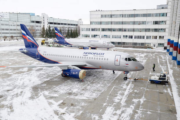 В Томске главу регионального представительства "Аэрофлота" задержали за мошенничество
