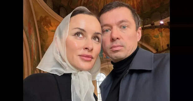 Тина Канделаки показала, как готовится к Пасхе с 39-летним мужем Василием Бровко