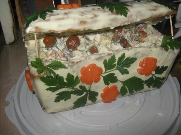 Этот вроде с грибами. Фото с сайта https://img0.liveinternet.ru/images/attach/c/5/85/964/85964982_z_5e2c632d.jpg