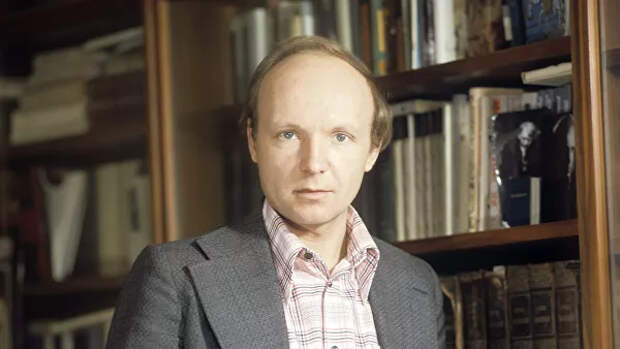 Актер Московского театра Современник Андрей Мягков Актер Московского театра Современник Андрей Мягков