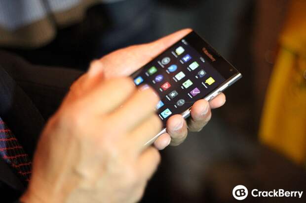 Фото дня: BlackBerry познакомила со своими новыми смартфонами Passport и Classic