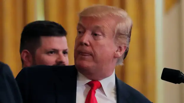 Трамп назвал высказывания о нём в докладе Мюллера сфабрикованными