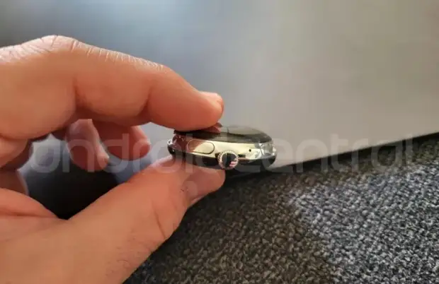 Посетитель ресторана нашёл прототип смарт-часов Google Pixel Watch