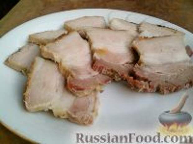Фото к рецепту: Шинка (мясо, запеченное в фольге)