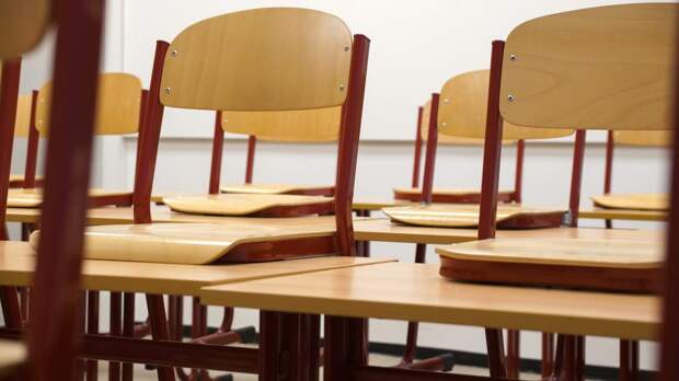 classroom-824120_1920 alt