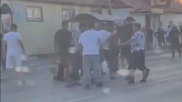 Разнимали росгвардейцы: массовая драка произошла в Новоалтайске