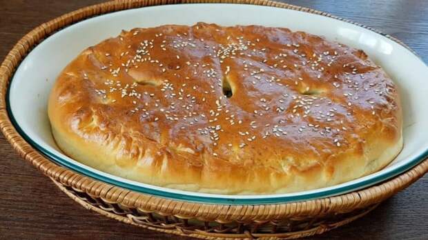 Сдобный пирог с яблоками