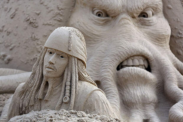 Фестиваль песчаных скульптур в Уэстоне, Англия