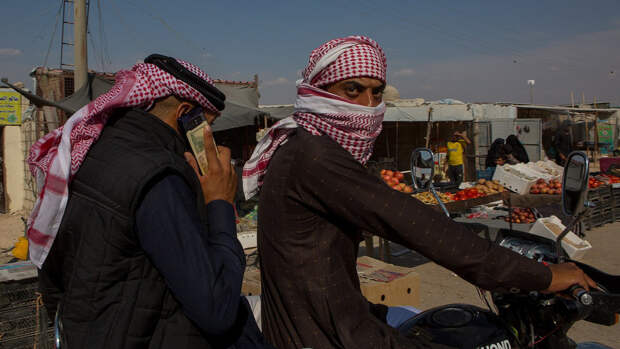 Беженцы в лагере Аль-Хол Беженцы в лагере Аль-Хол