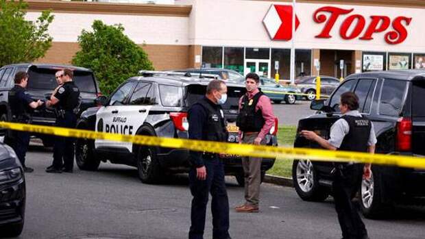 При нападении на супермаркет в Буффало погибли десять человек
