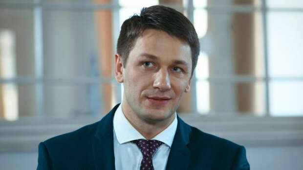 Александр Константинов