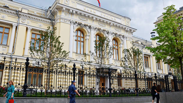 ЦБ каждый день будет продавать в 10 раз больше валюты